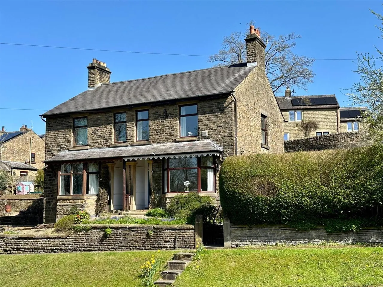 3 bed house for sale, Chapel Road, Hayfield, SK22