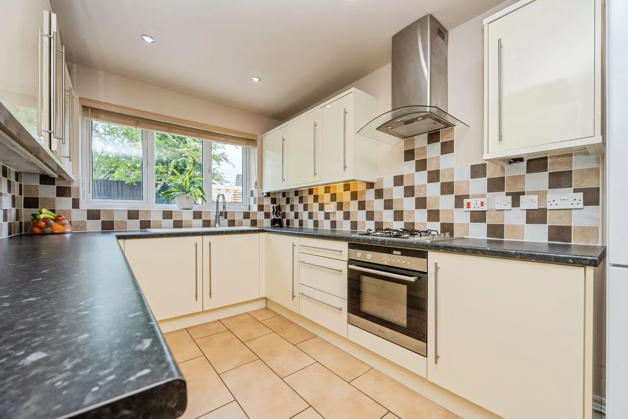 Eastwood Drive, Kidderminster, photo 8