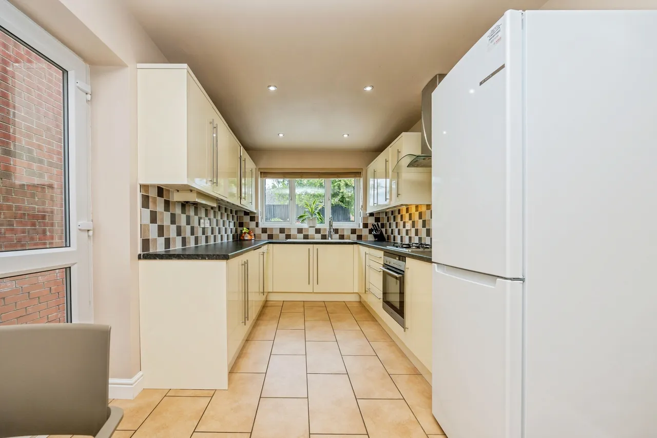Eastwood Drive, Kidderminster, photo 9