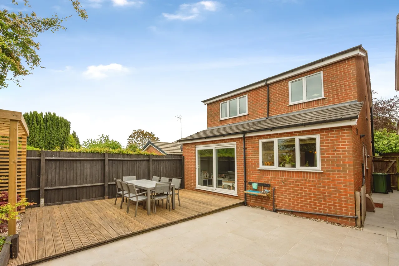 Eastwood Drive, Kidderminster, photo 2