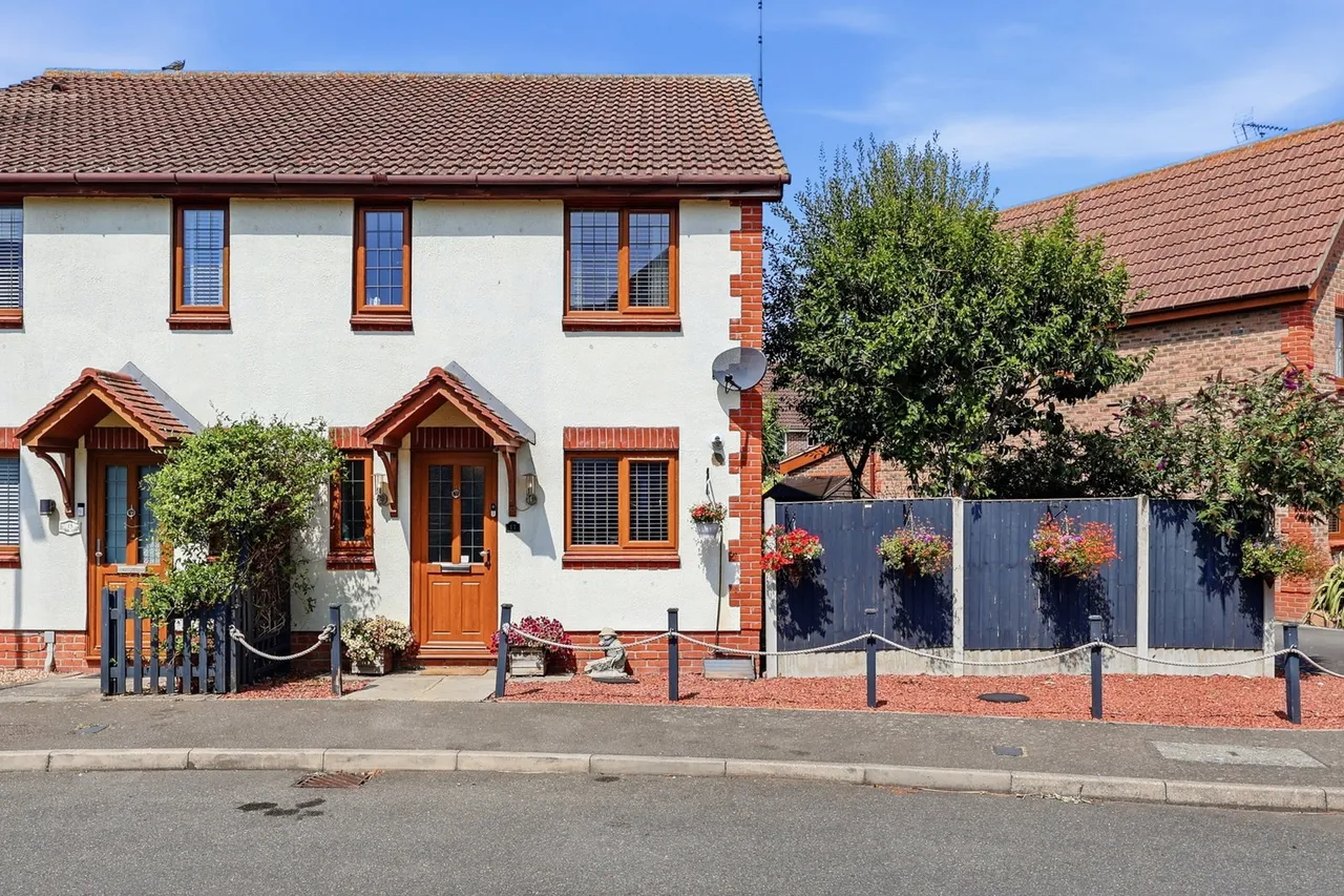 3 bed house for sale — Abbotsmead, Heybridge, Maldon, CM9 4PT