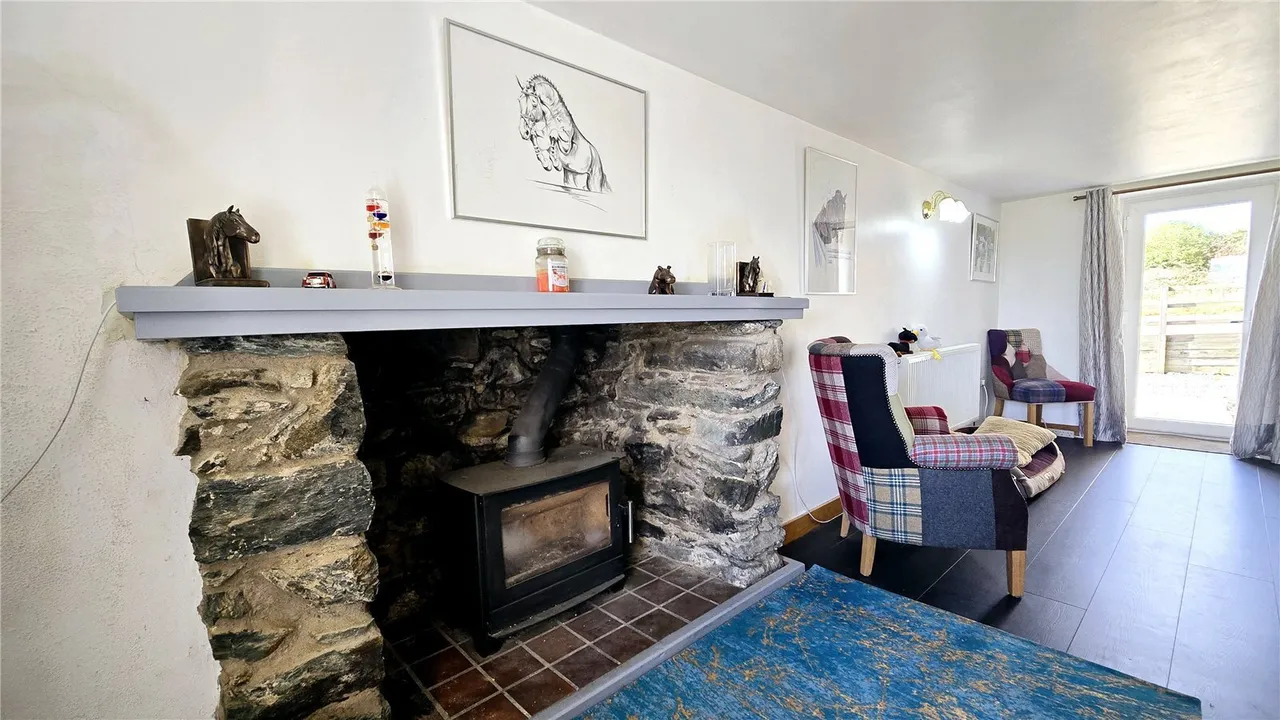 Minffordd Road, Caergeiliog, LL65, photo 7