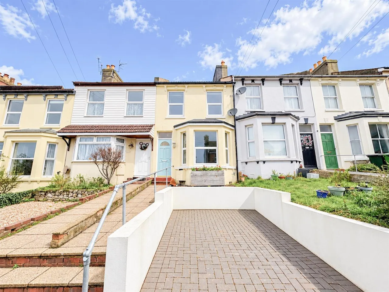 2 bed house for sale, Athelstan Road, Hastings, TN35