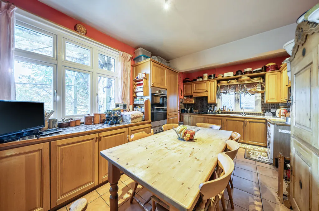 Smitham Downs Road, Purley CR8 4NH, photo 7