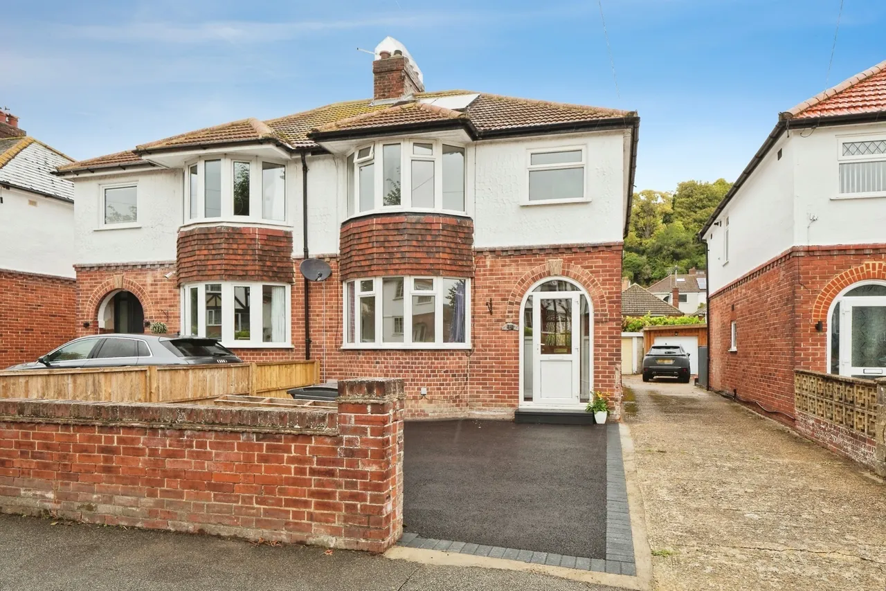 3 bed house for sale, Elms Vale Road, Dover, CT17