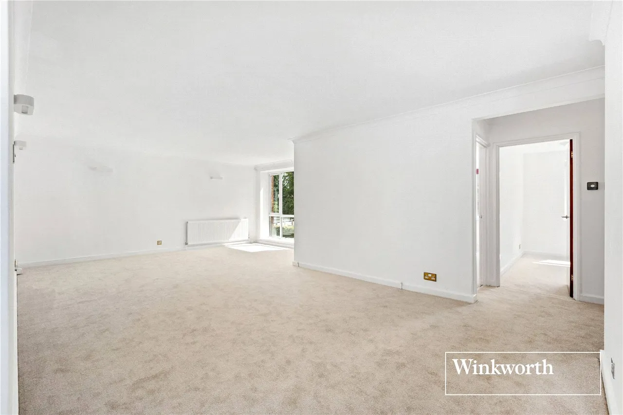 Hendon Lane, Finchley, London, N3, photo 3