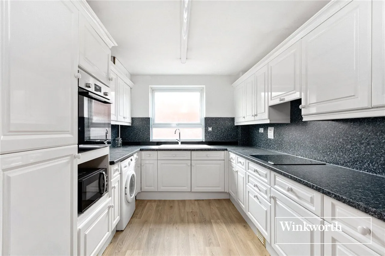 Hendon Lane, Finchley, London, N3, photo 4