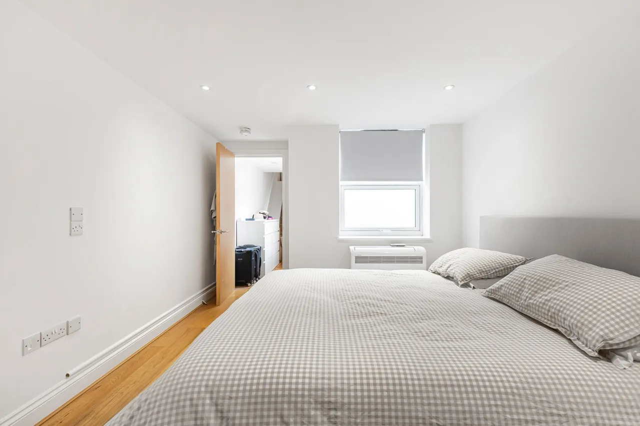 North End Road, Fulham, SW6, photo 10