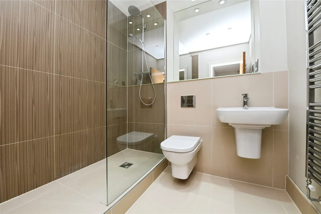The Galleries, BRENTWOOD, Essex, CM14, photo 11