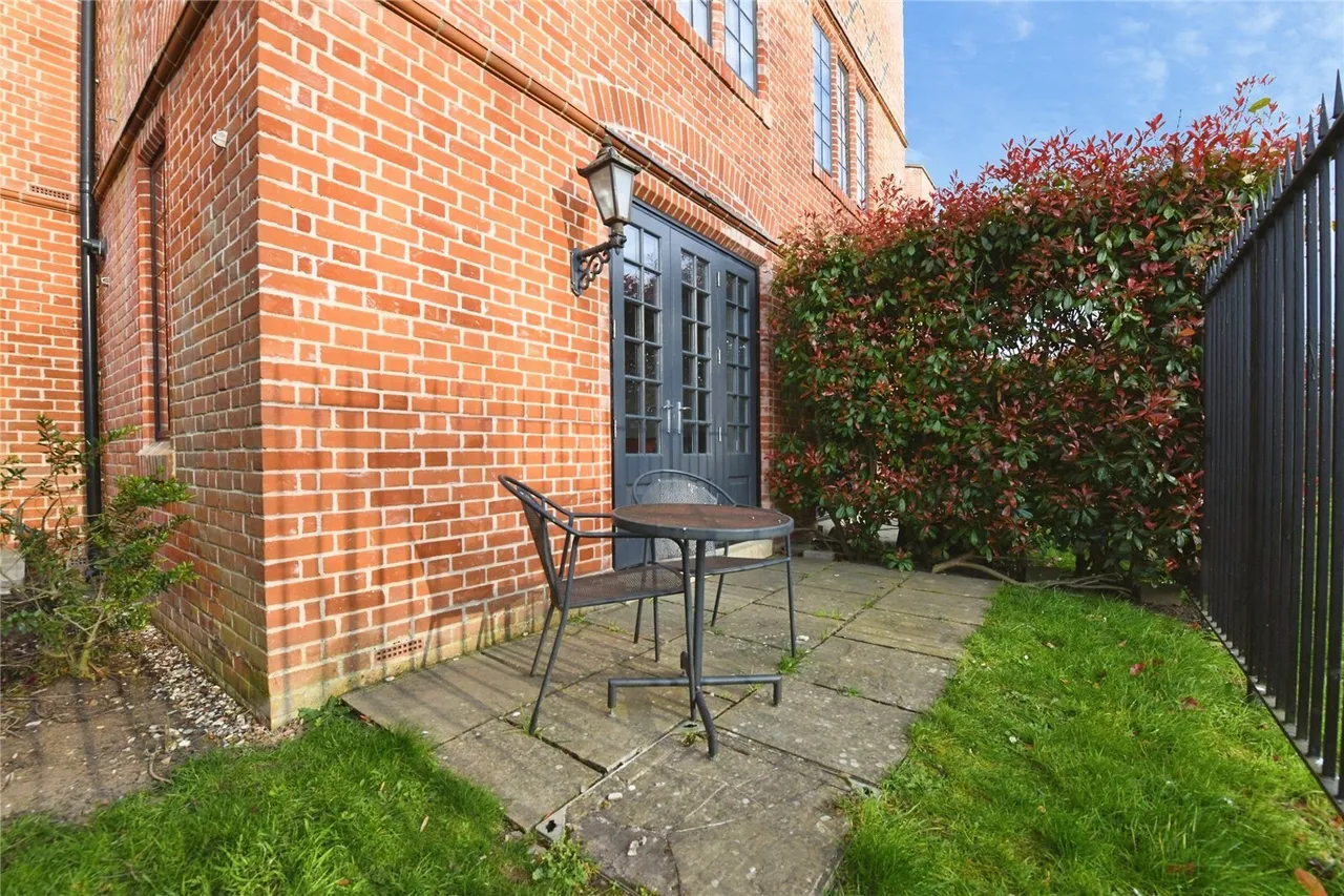 The Galleries, BRENTWOOD, Essex, CM14, photo 12