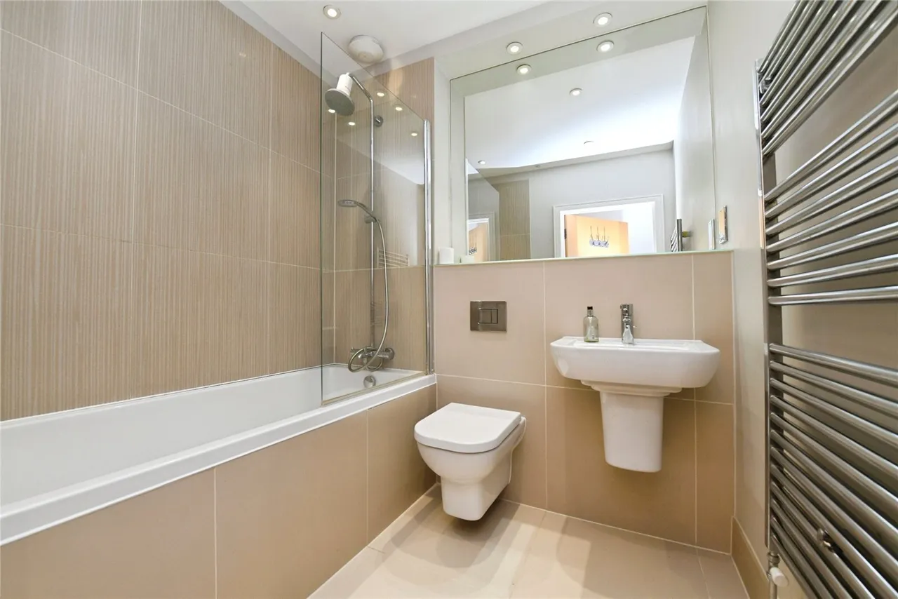 The Galleries, BRENTWOOD, Essex, CM14, photo 10