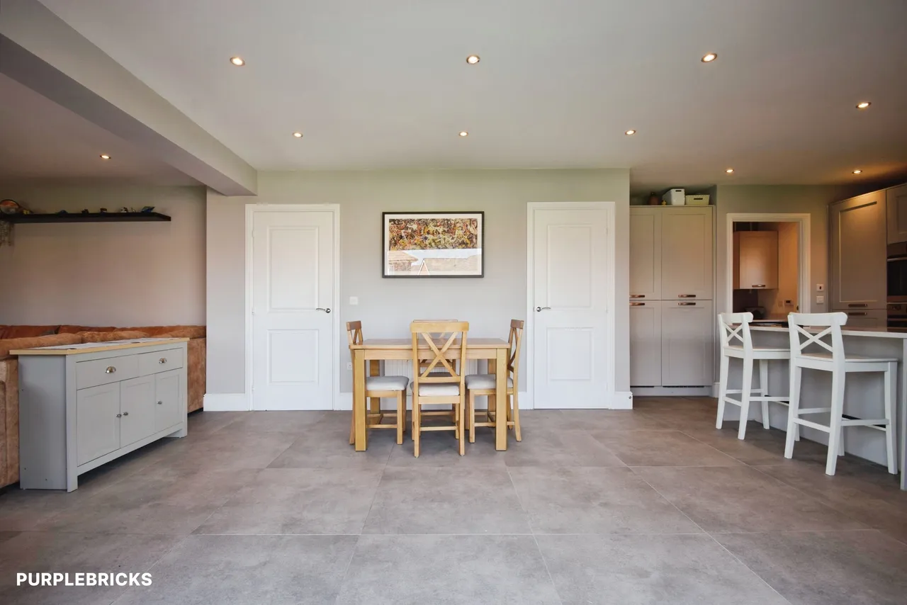 Pen-Y-Wal Drive, Newport, NP18, photo 69