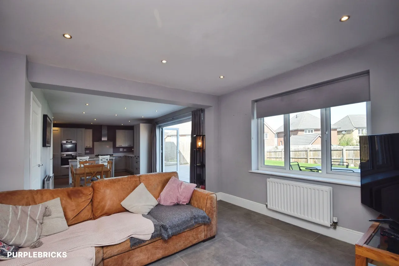 Pen-Y-Wal Drive, Newport, NP18, photo 59