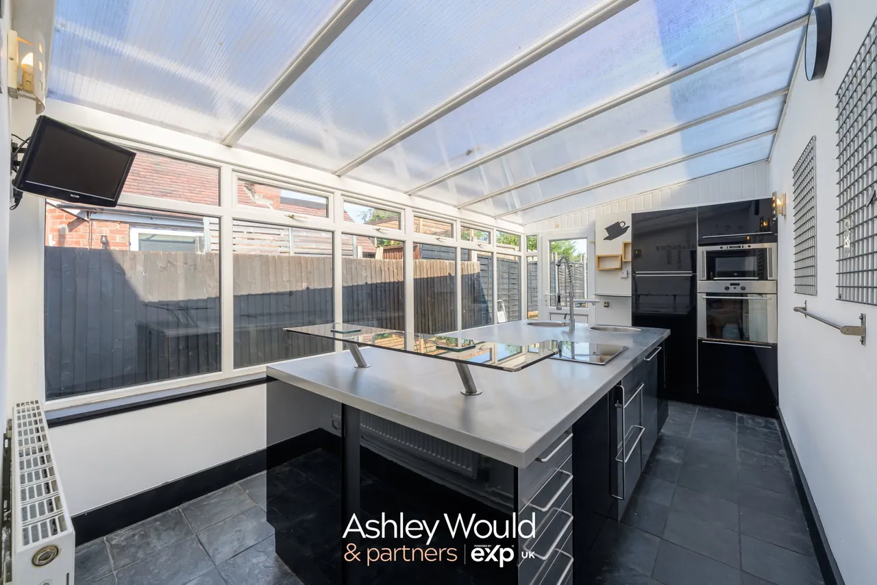 Stourbridge Road, Halesowen, B63 3UJ, photo 4
