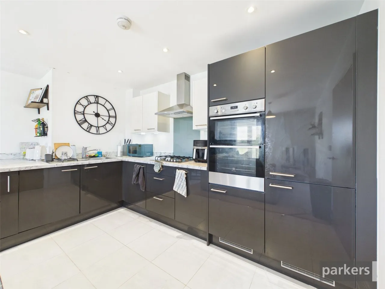 Englefield Place, Earley, RG6, photo 2