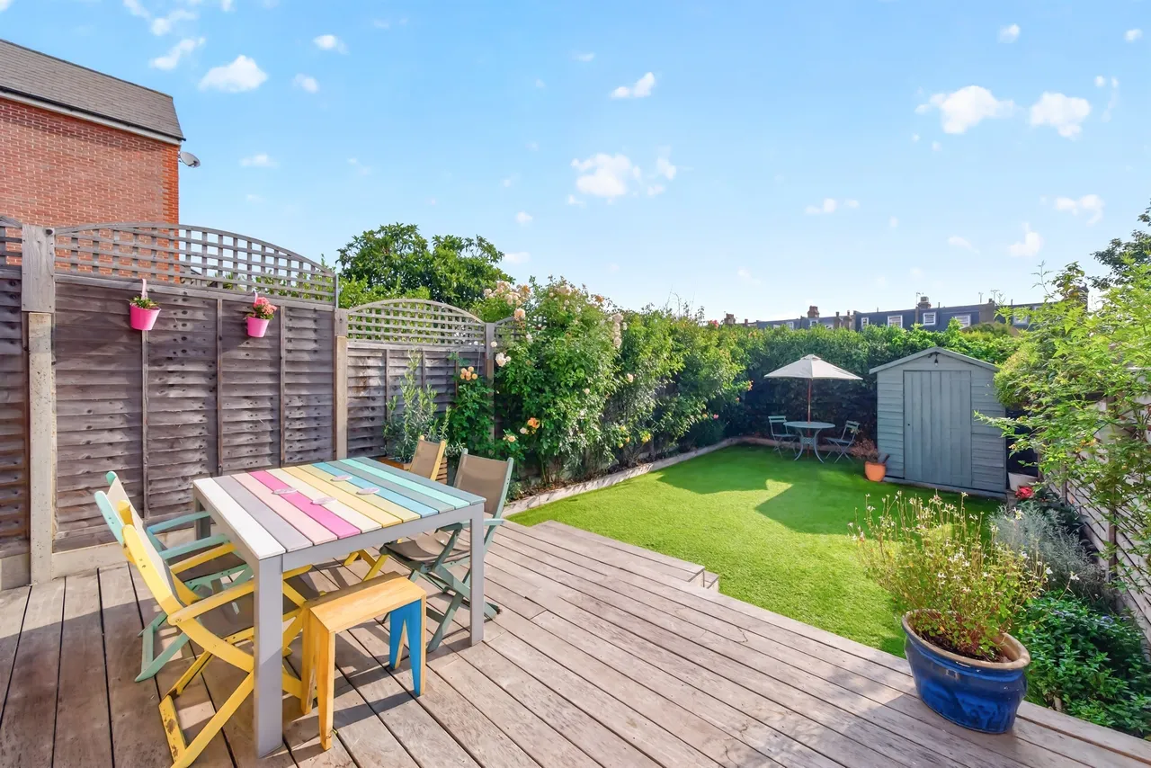 Gartmoor Gardens, London, SW19, photo 3