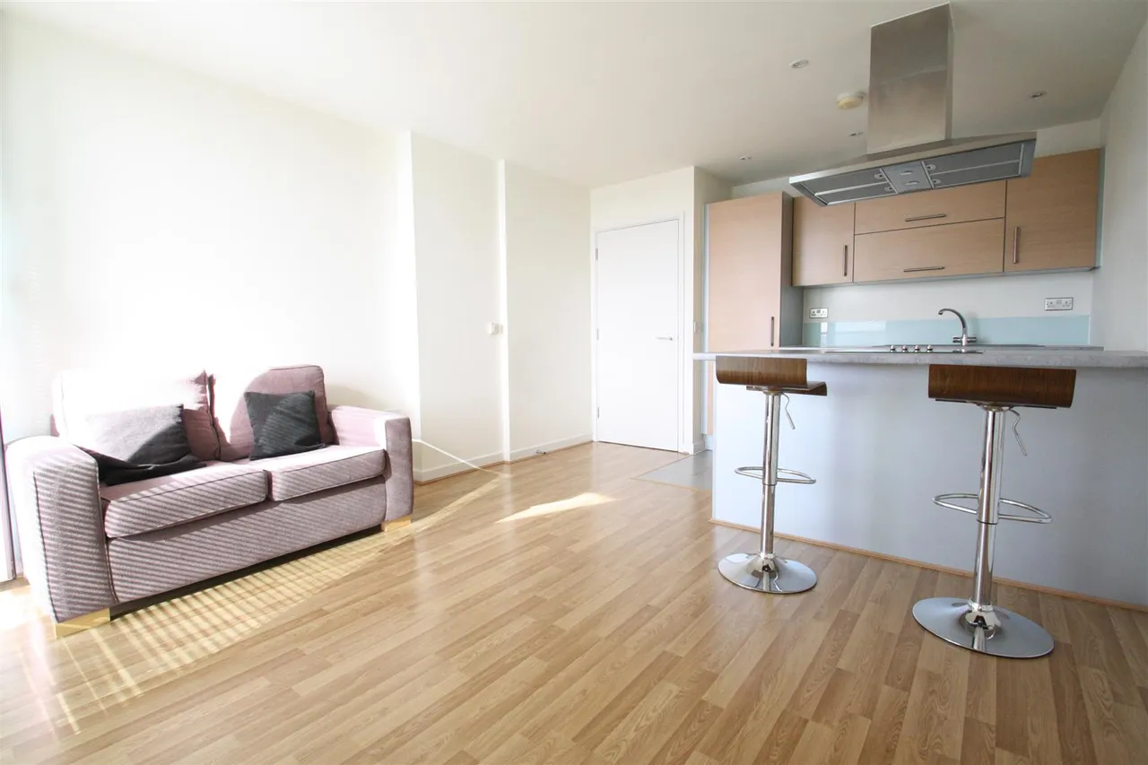 George Hudson Tower, High Street, Stratford, E15 2PR, photo 6