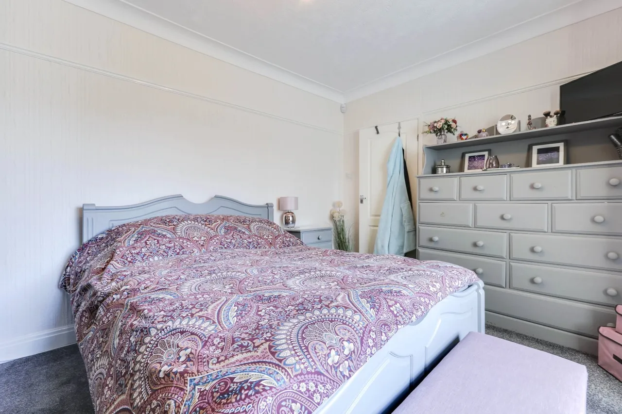 Armley Ridge Road, Leeds, LS12, photo 10