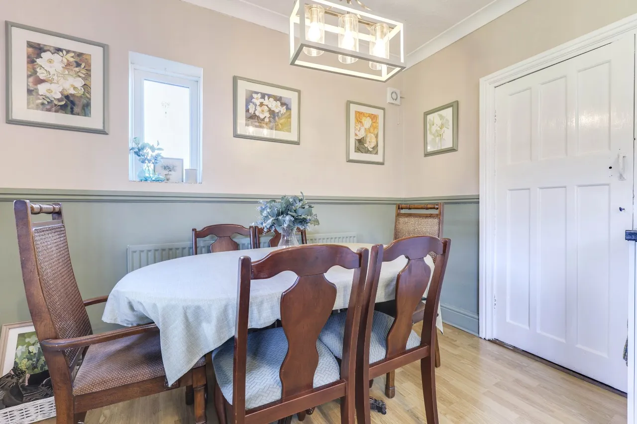 Armley Ridge Road, Leeds, LS12, photo 8