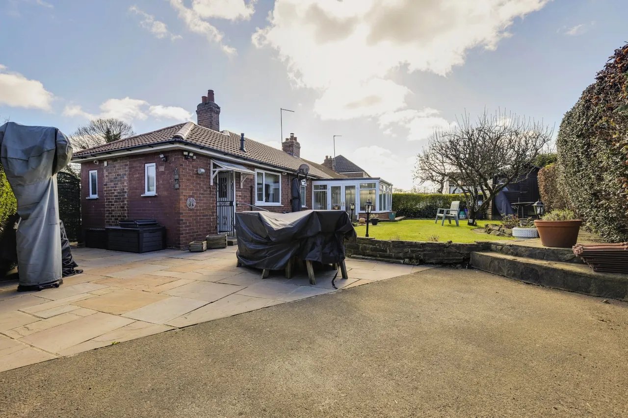 Armley Ridge Road, Leeds, LS12, photo 15