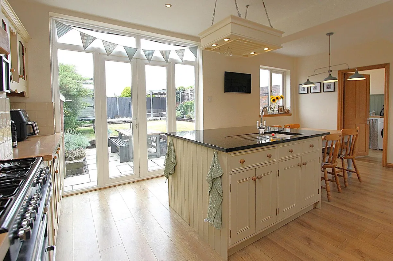 Stourbridge Road, Kidderminster, photo 7