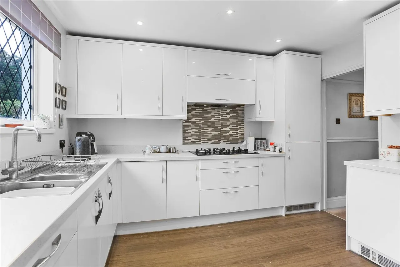 Oaks Avenue, Worcester Park, KT4, photo 9