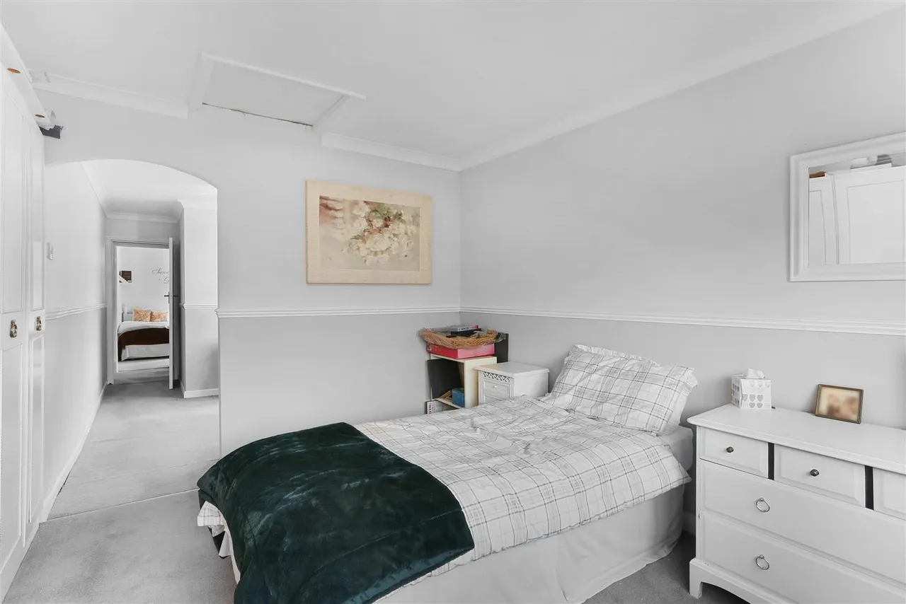 Oaks Avenue, Worcester Park, KT4, photo 16