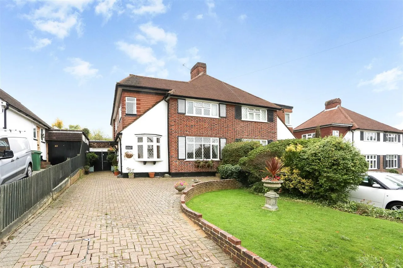 4 bed house for sale, Oaks Avenue, Worcester Park, KT4