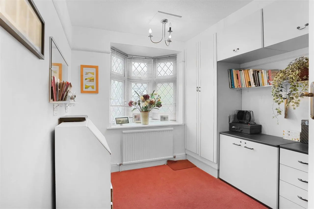 Oaks Avenue, Worcester Park, KT4, photo 14
