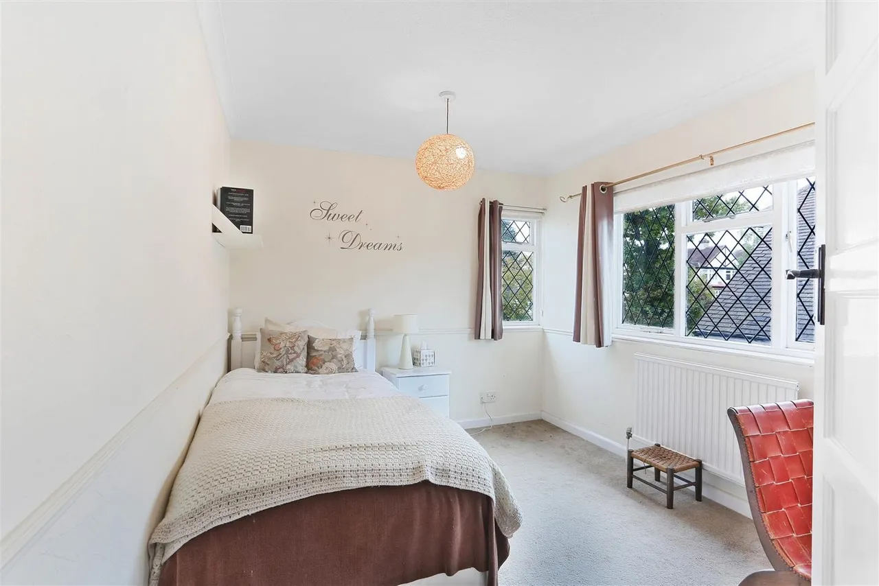 Oaks Avenue, Worcester Park, KT4, photo 25