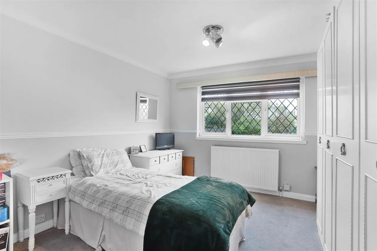Oaks Avenue, Worcester Park, KT4, photo 15