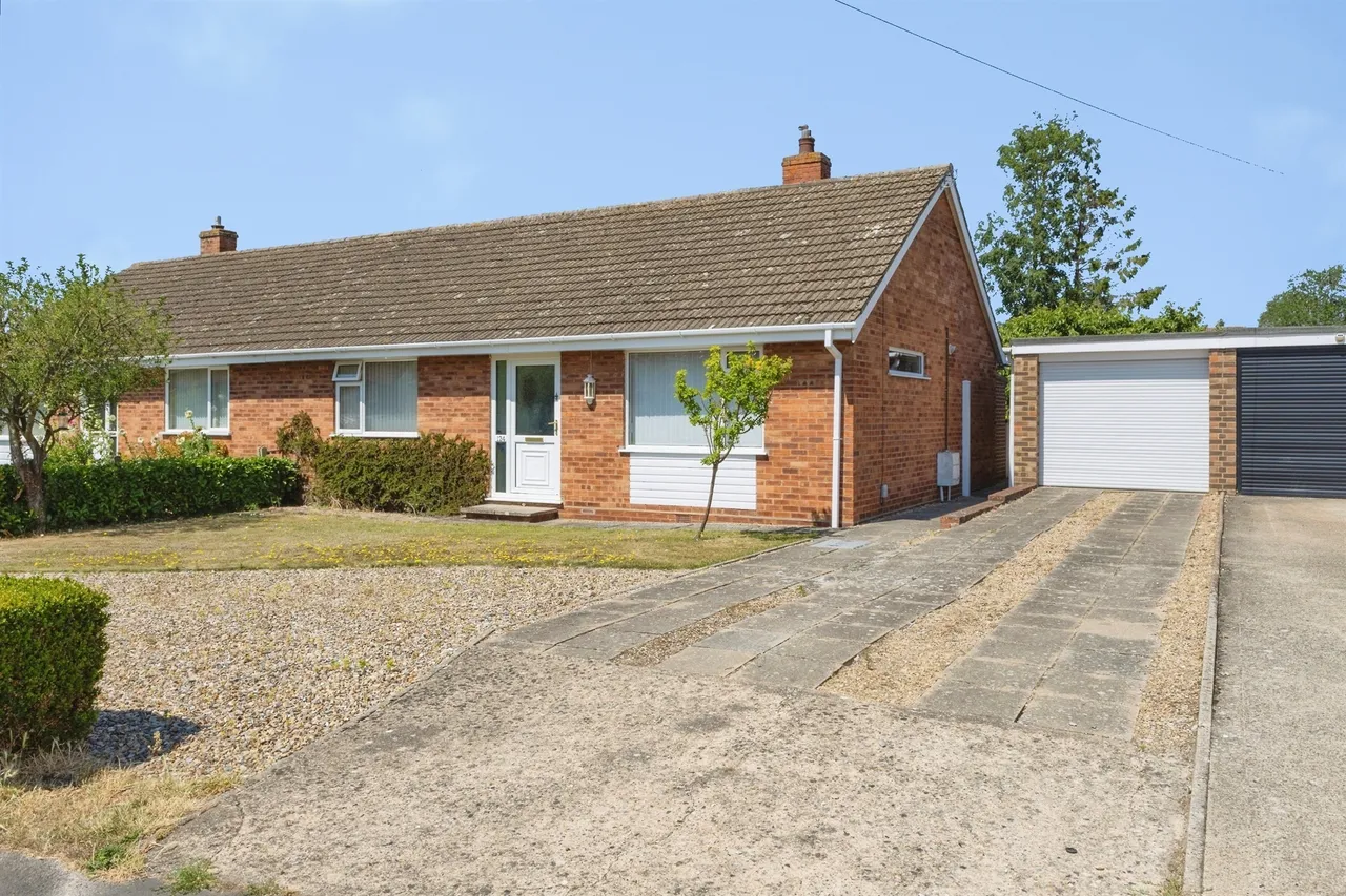 2 bed house for sale — Hargham Road, Attleborough