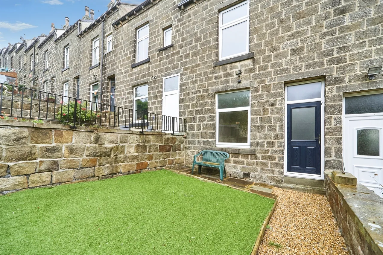 Street, Riddlesden, BD20, photo 15
