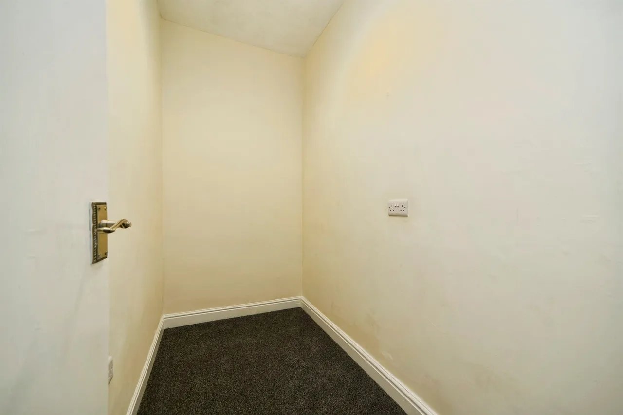 Street, Riddlesden, BD20, photo 9