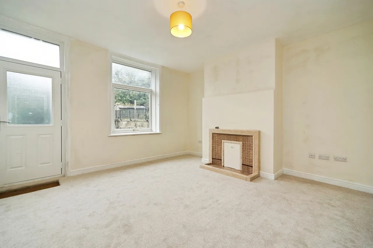 Street, Riddlesden, BD20, photo 5