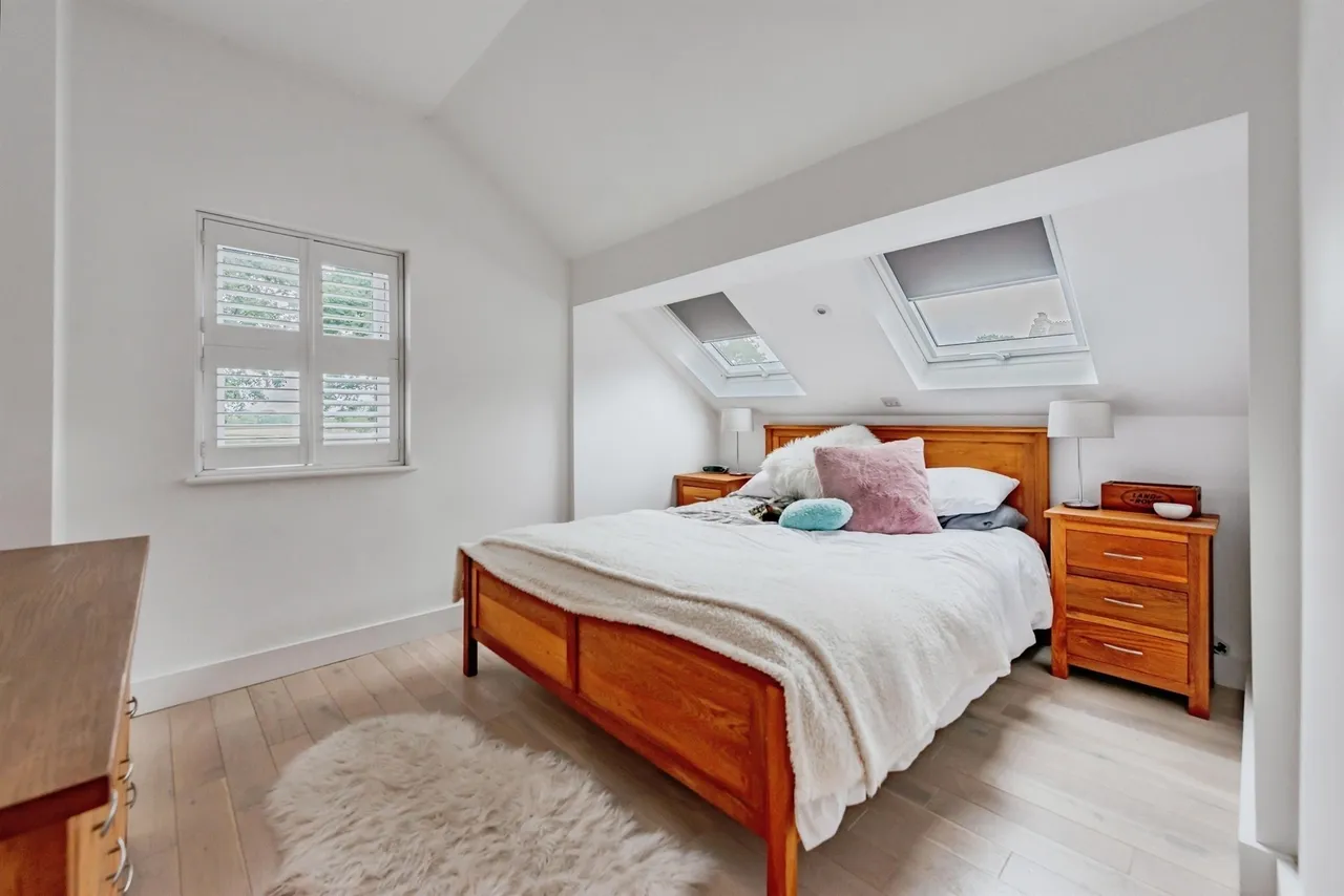 Copthorne Bank, Copthorne, Crawley, photo 12