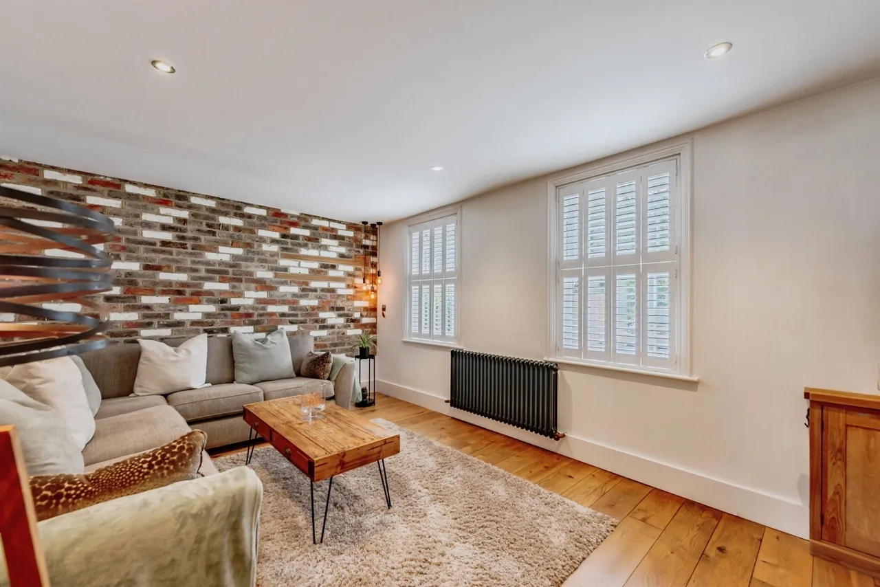 Copthorne Bank, Copthorne, Crawley, photo 5