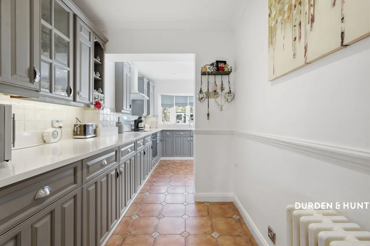 Coteford Close, Loughton, IG10, photo 8