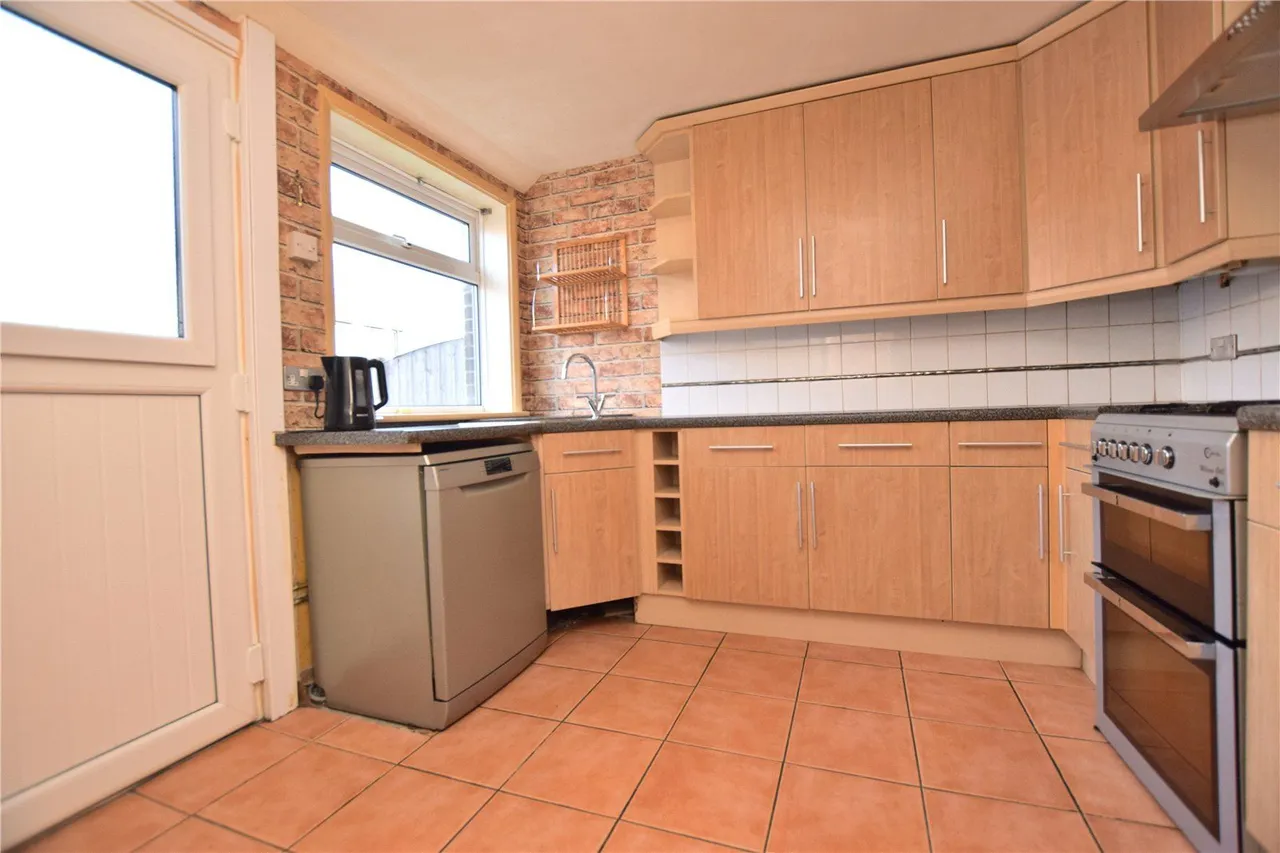 Sherburn Road North, Leeds, LS14, photo 3