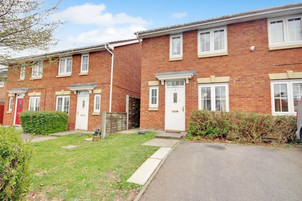 3 bed house for sale — Eastfield Mews, White City, Gloucester, GL4