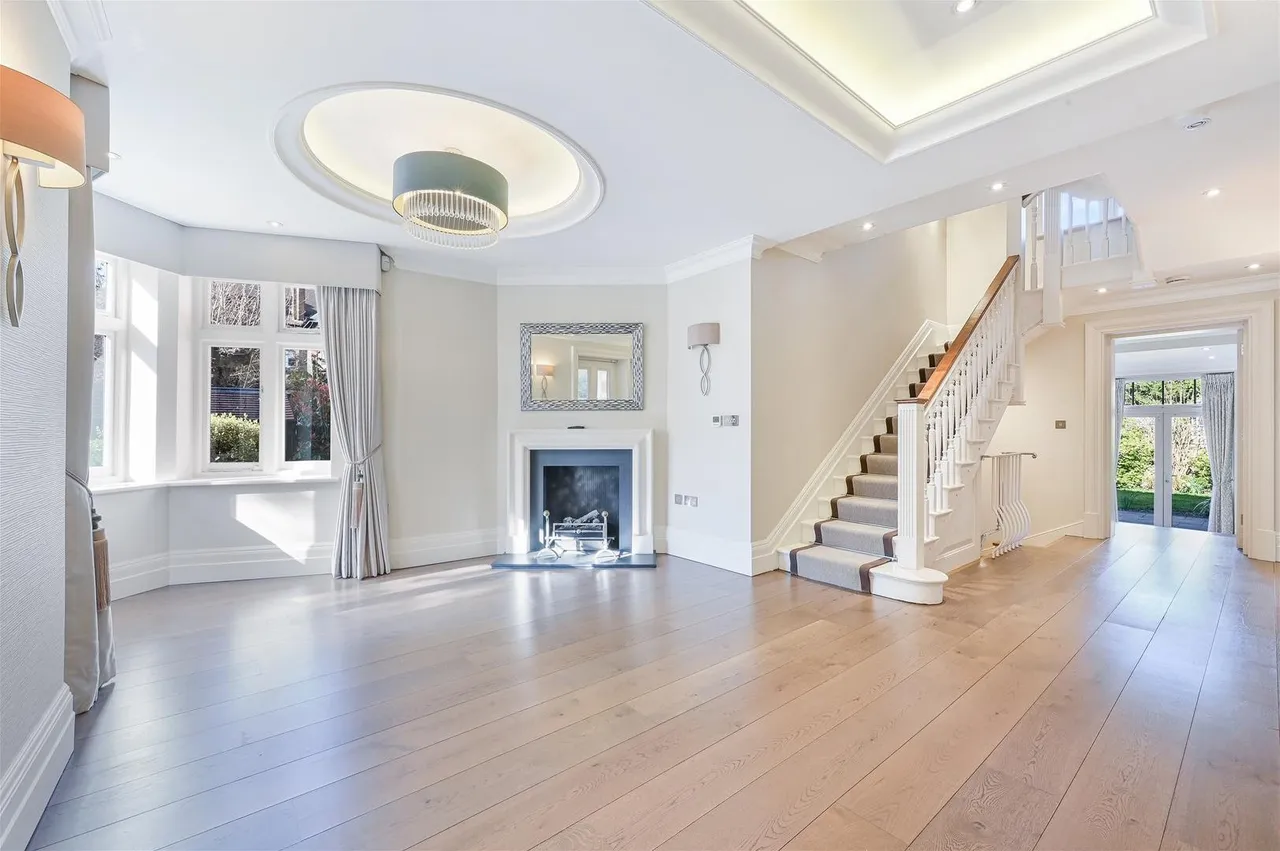 Lancaster Road, London SW19 5DF, photo 11