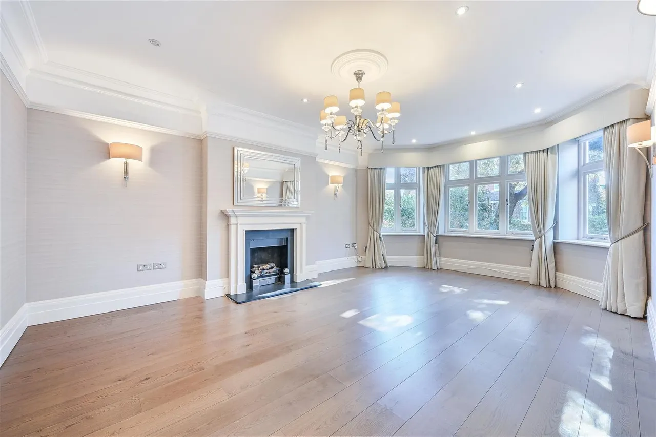 Lancaster Road, London SW19 5DF, photo 12