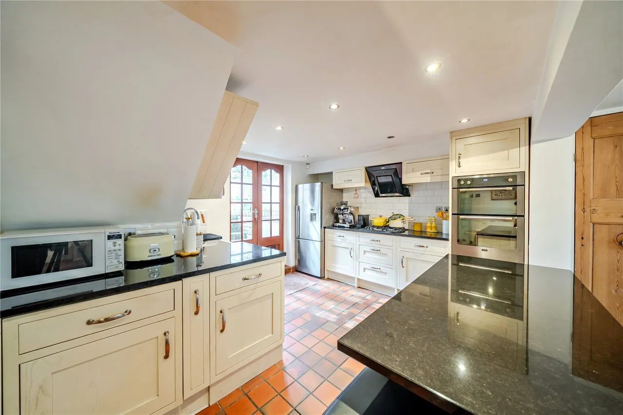 Furzefield Road, SE3, photo 16