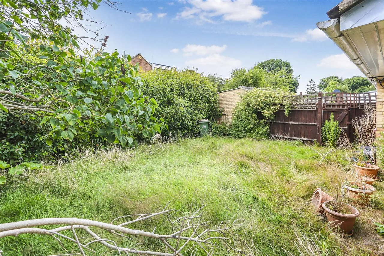 Longford Gardens, Sutton, SM1 3DR, photo 13