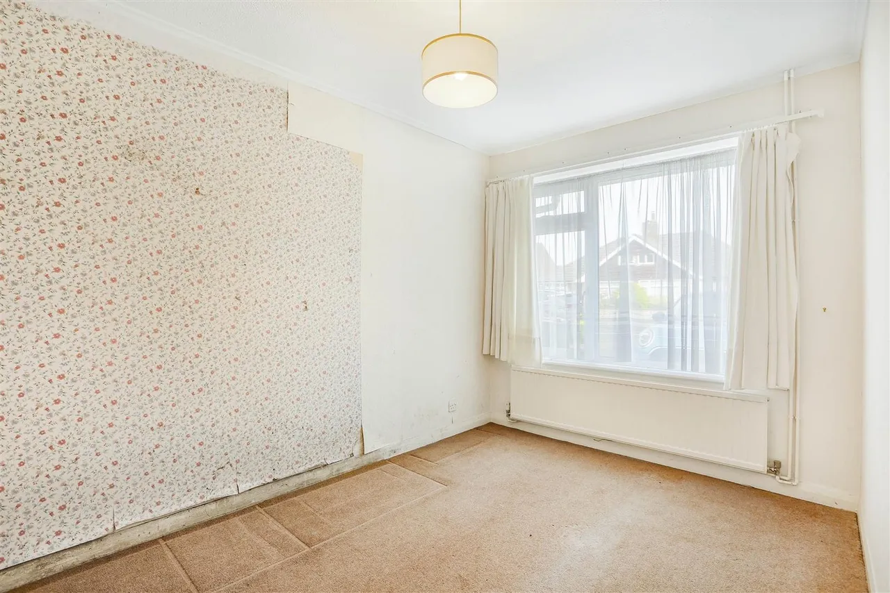 Longford Gardens, Sutton, SM1 3DR, photo 6