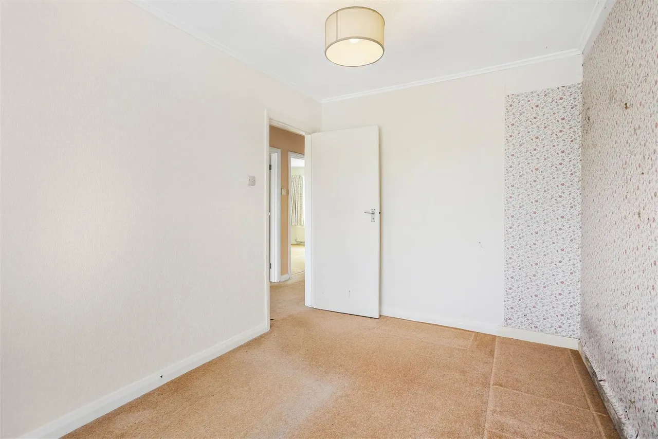 Longford Gardens, Sutton, SM1 3DR, photo 8