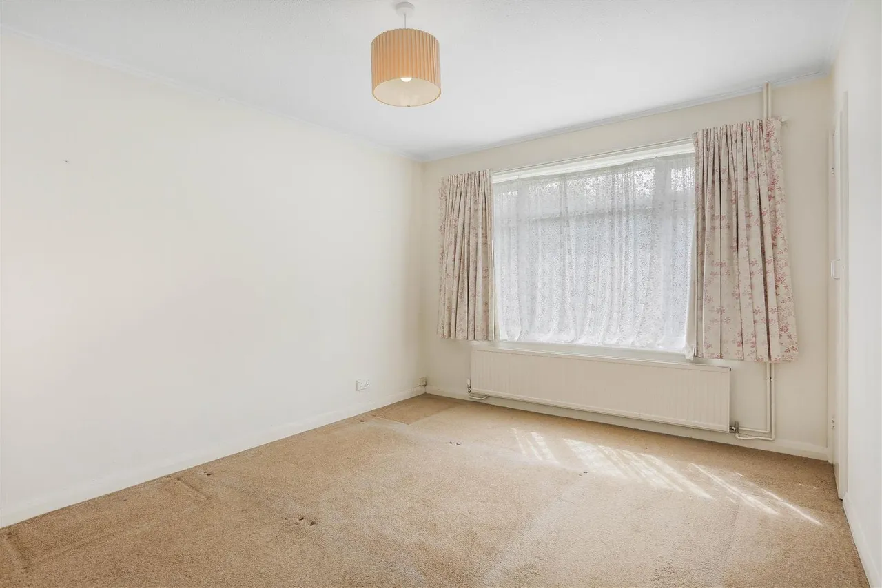 Longford Gardens, Sutton, SM1 3DR, photo 5