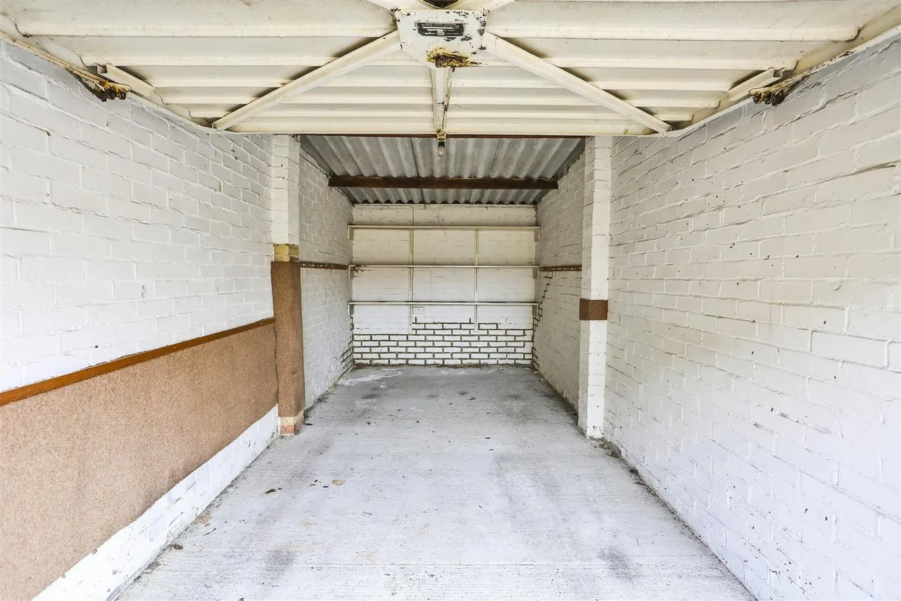 Longford Gardens, Sutton, SM1 3DR, photo 16
