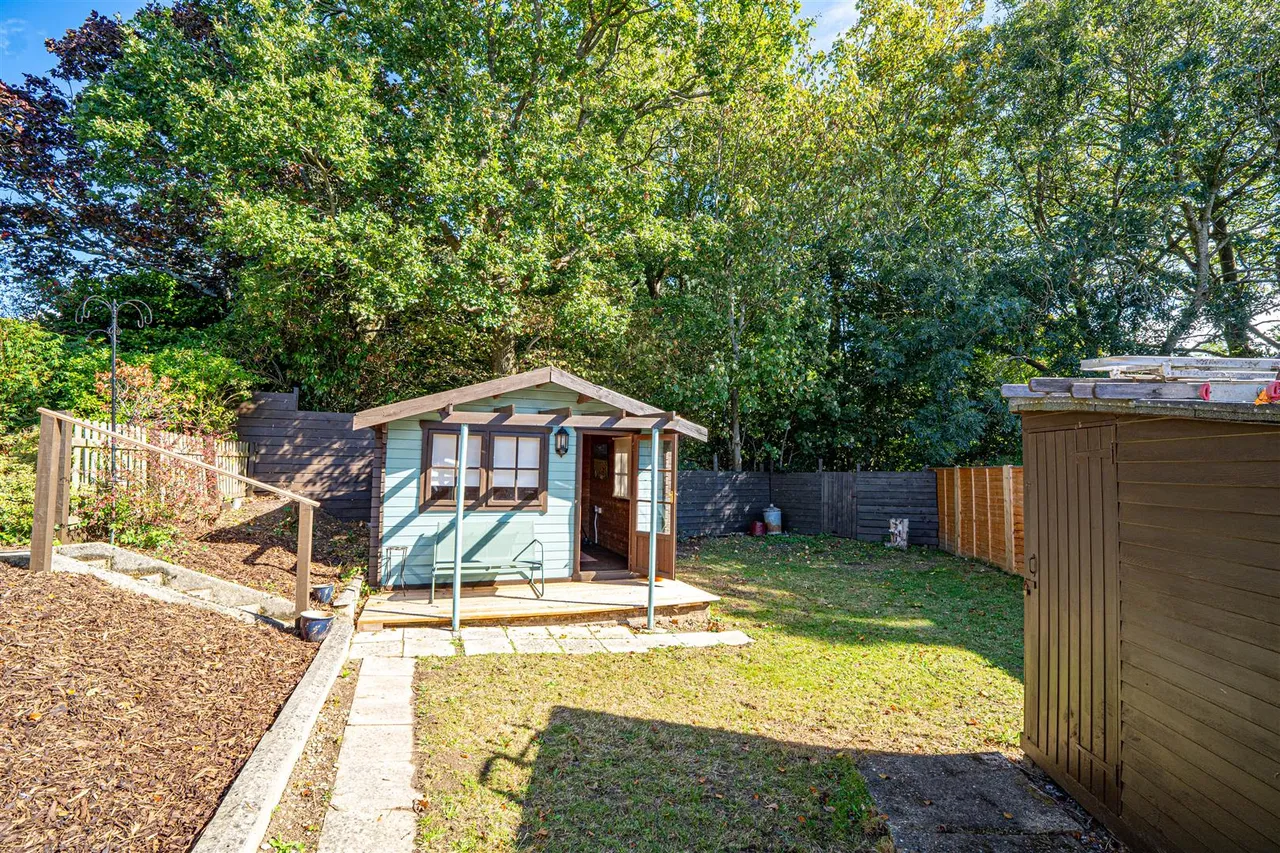 Willowbed Walk, Hastings, photo 11