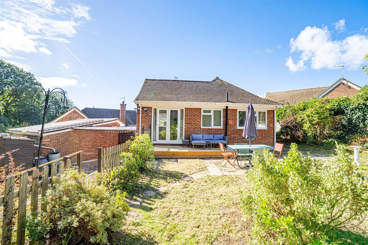 Willowbed Walk, Hastings, photo 9